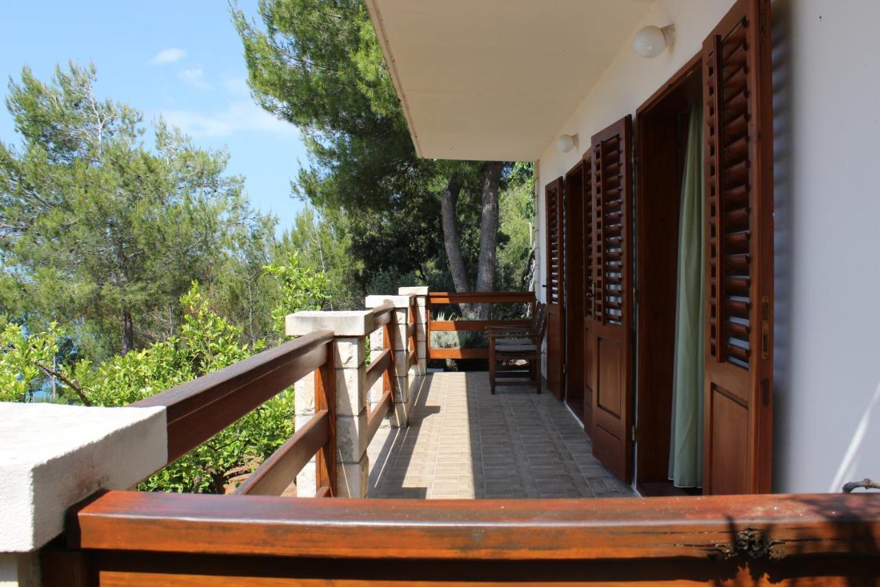 Seaside Secluded Apartments Zavala, Hvar - 15357 Jelsa  Dış mekan fotoğraf